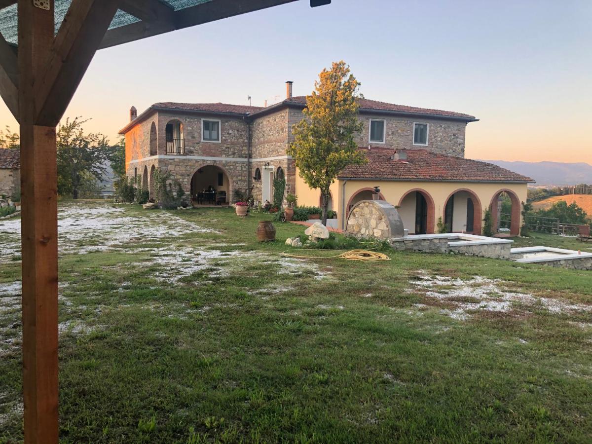 Podere Il Sasso Barberino di Mugello Luaran gambar
